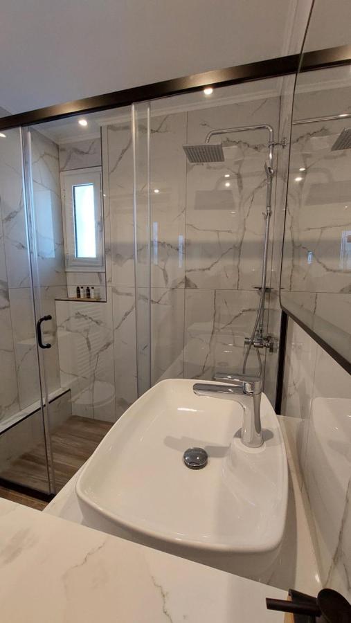 Nisovillas Волос Екстериор снимка